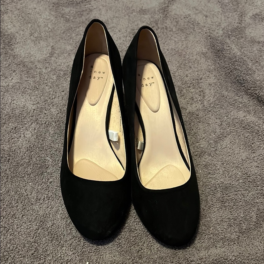 A New Day Women's Classic Black Wedges